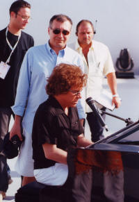 Renato Cocciante 2002.jpg (144254 byte)